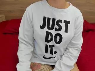 dahllia_jamm on Flirt4Free 