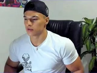 Offline derry_adams on Flirt4Free