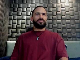 leo_diaz on Flirt4Free 