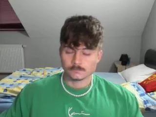 noah_sandler on Flirt4Free 