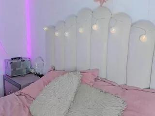 sophie_roose on Flirt4Free 