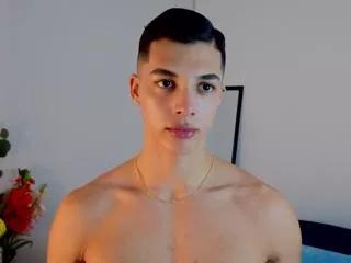 troye_williams on Flirt4Free 