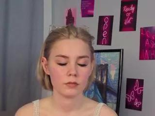 wanda_carleton on Flirt4Free 