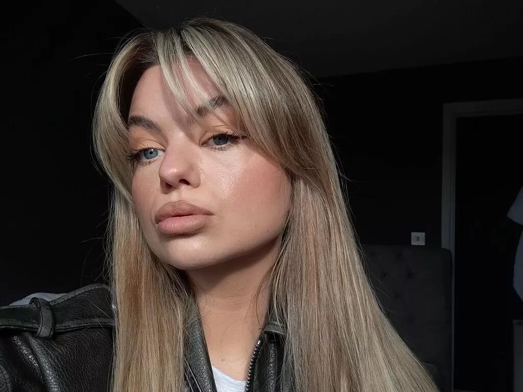 ArabellaValmont on LiveJasmin 
