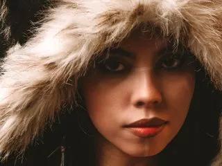AzzyLark on Streamate 