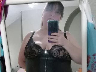 Offline BritishMilfLacey on Streamate