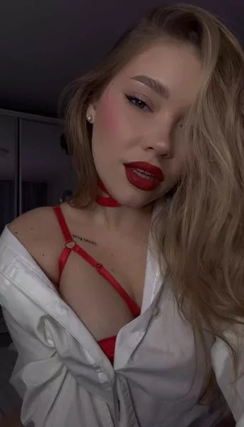 Offline DianaLuna on Streamate