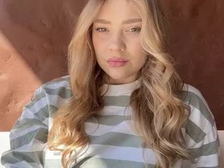 Offline DianaLuna on Streamate