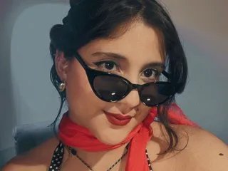 Offline HaileyBunny_18 on Streamate