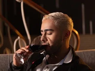 Offline itsmeeros on Streamate