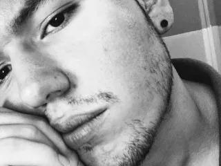 kevinsantiag0 on Streamate 