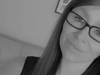NaughtyNellyX on Streamate 