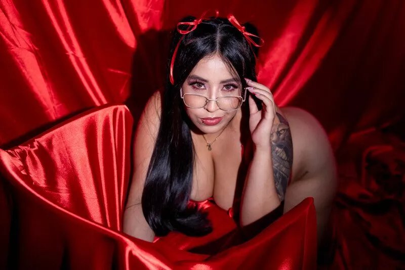 Offline ValeriaYoung on Streamate