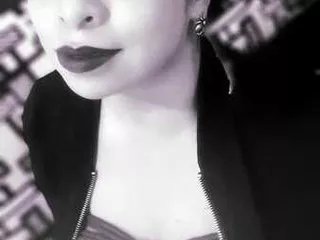 Offline Victoria_Adams on Streamate