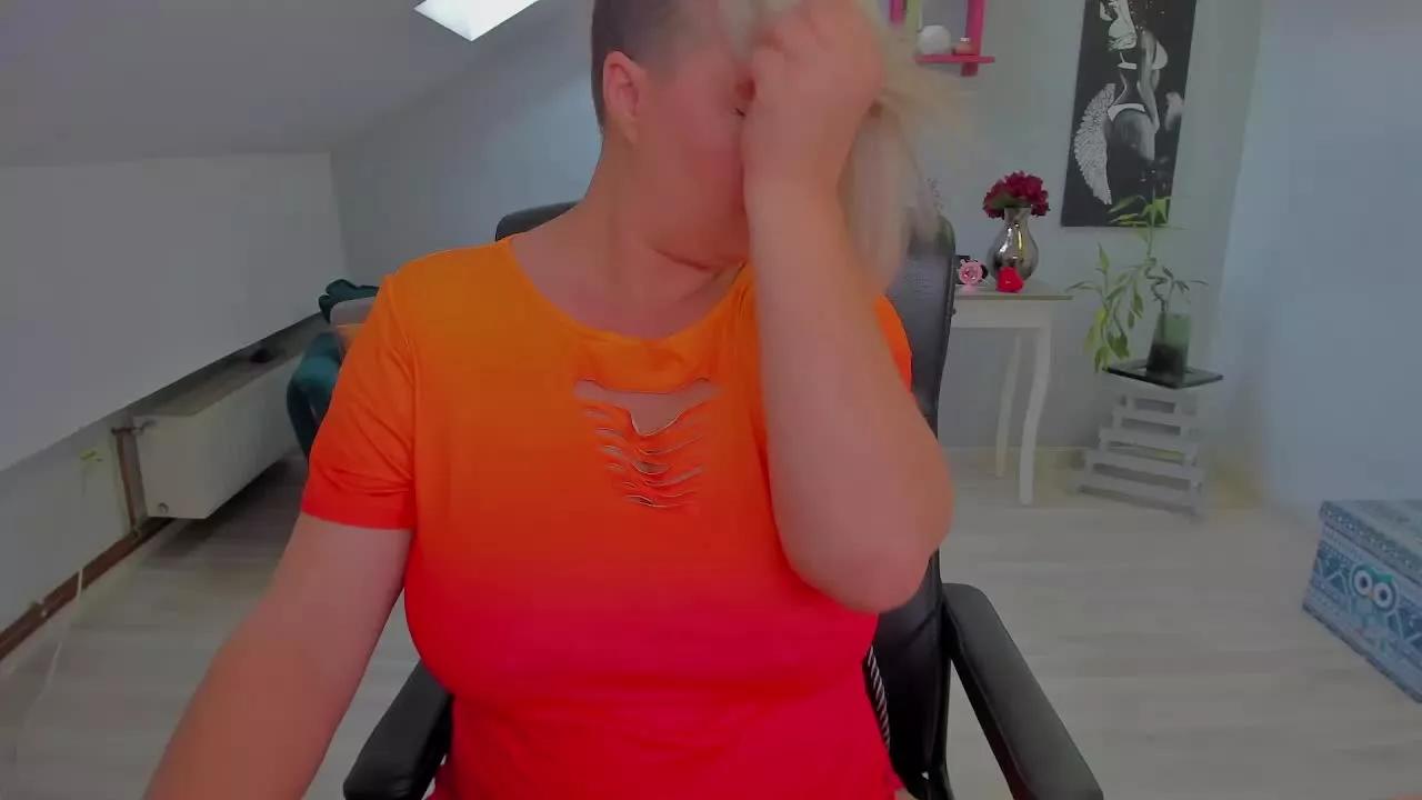 AlessiaBliss on Streamray 