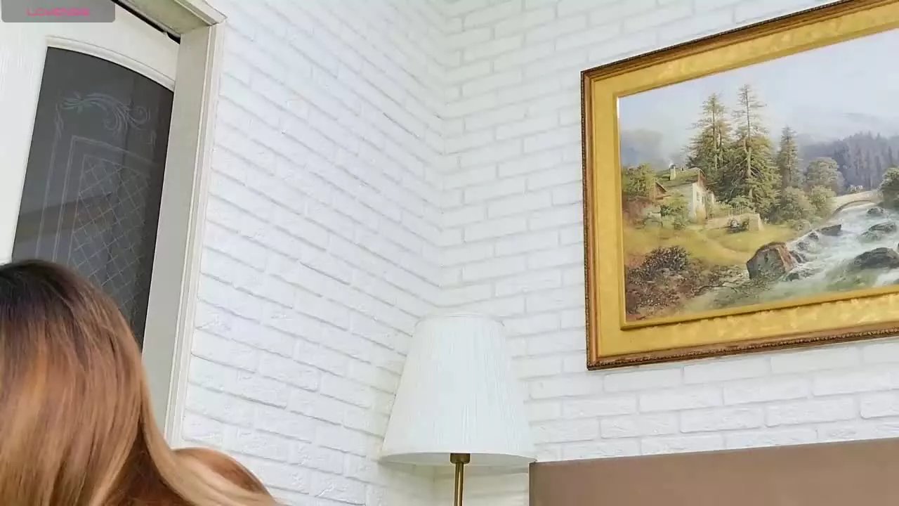 EmeliLakura on Streamray 