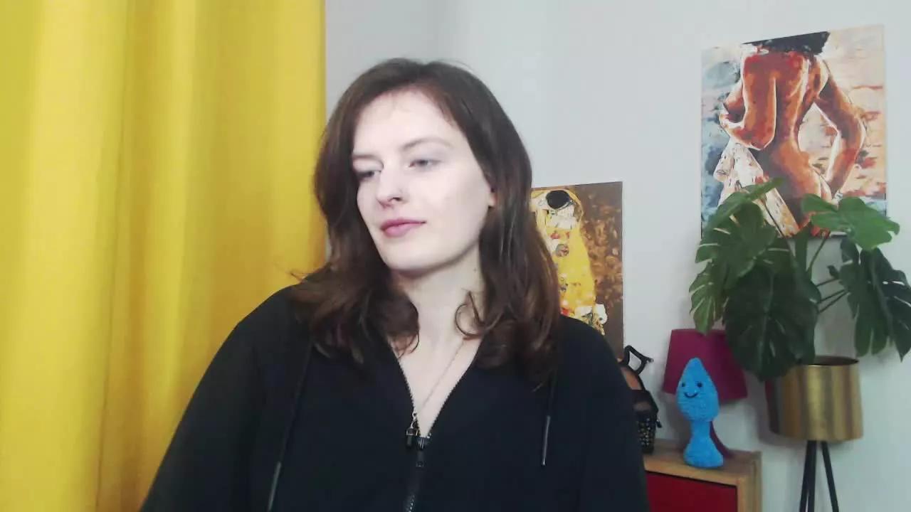 eroticNADINE on Streamray 
