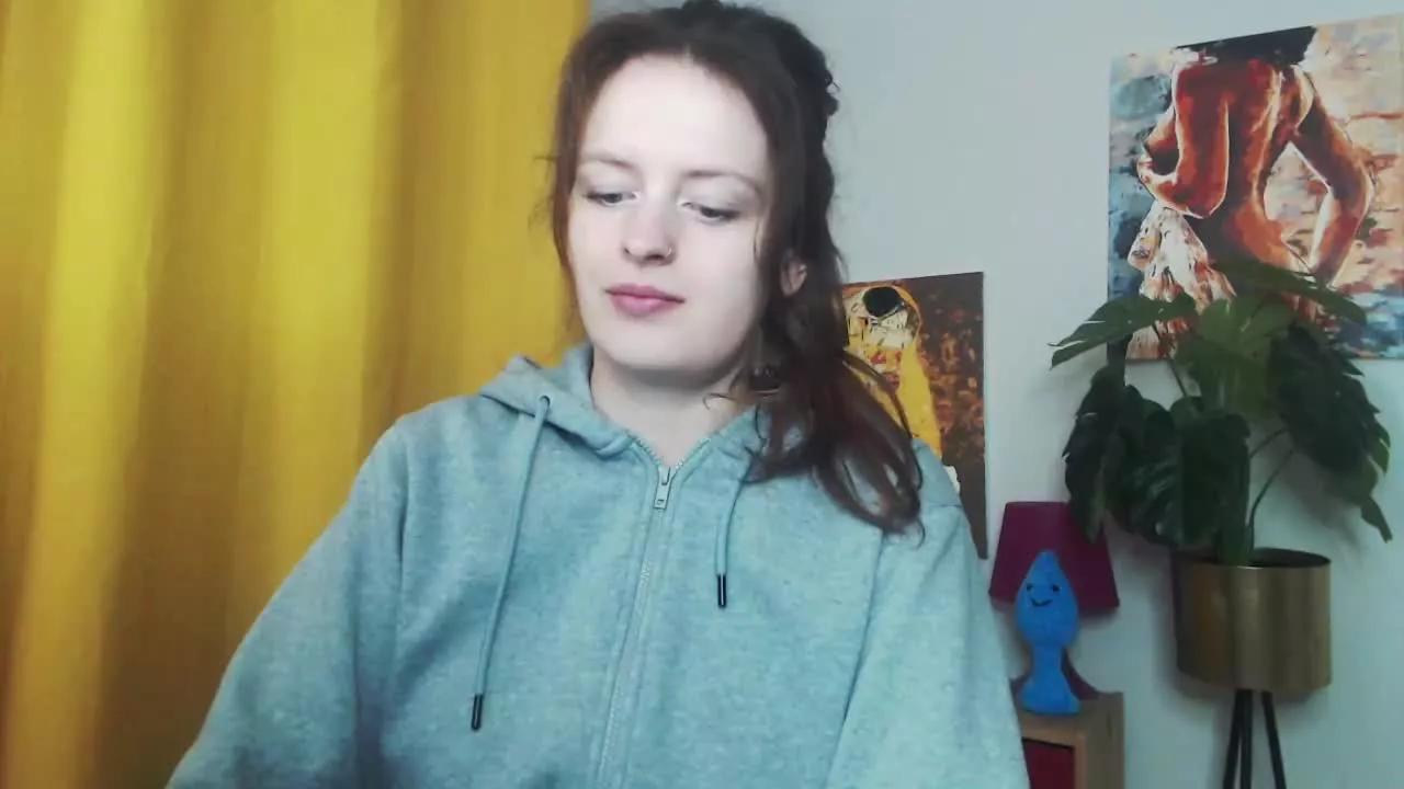 eroticNADINE on Streamray 