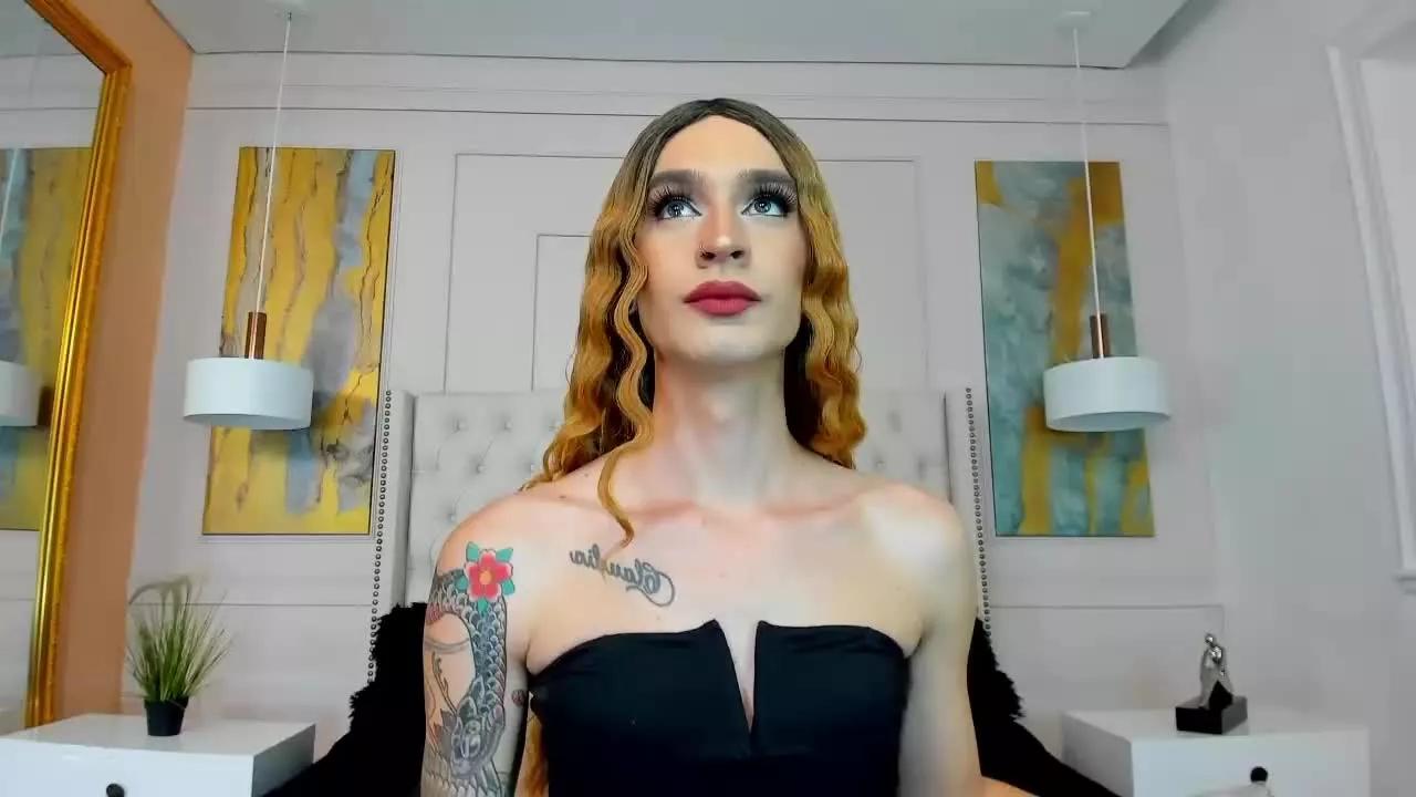 JulietaGarcaTS on Streamray 