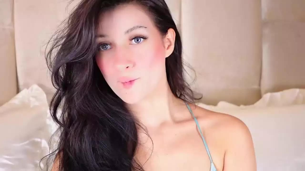 KiraKayleigh on Streamray 