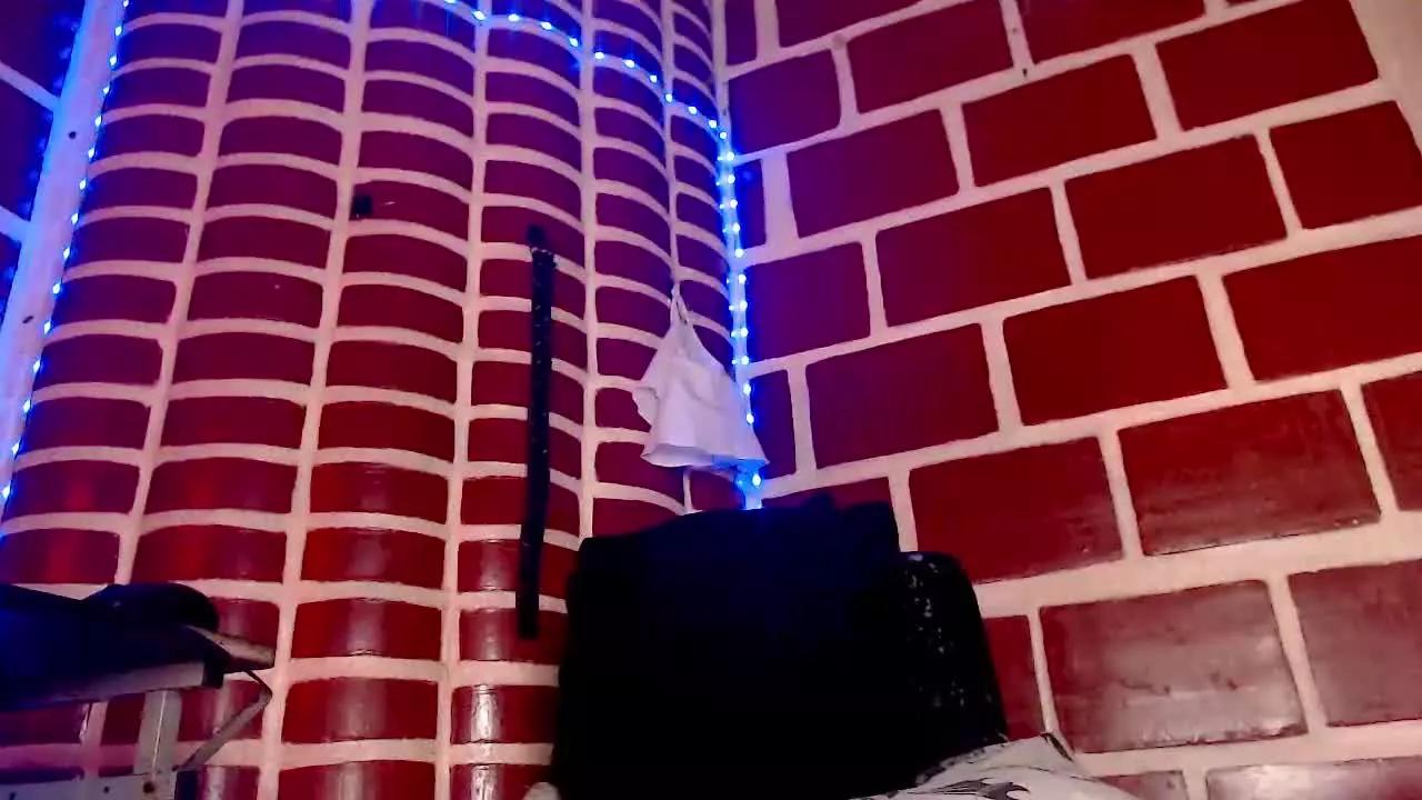 Mistress_BlackWiTS on Streamray 