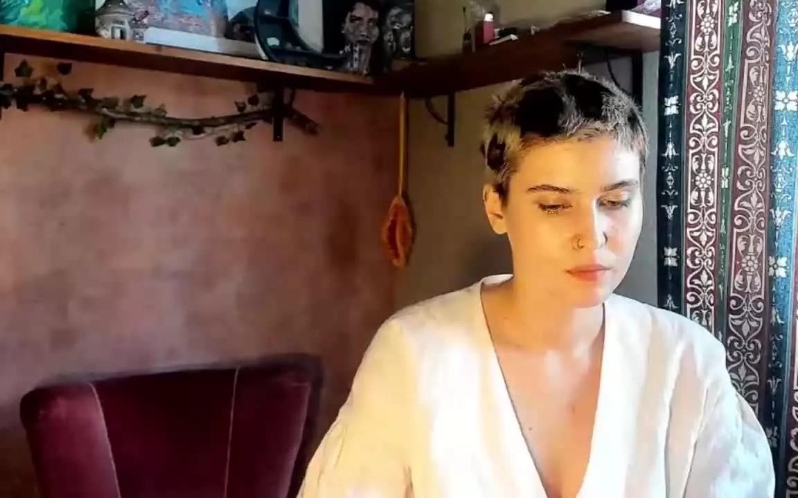 sarahPASSION on Streamray 