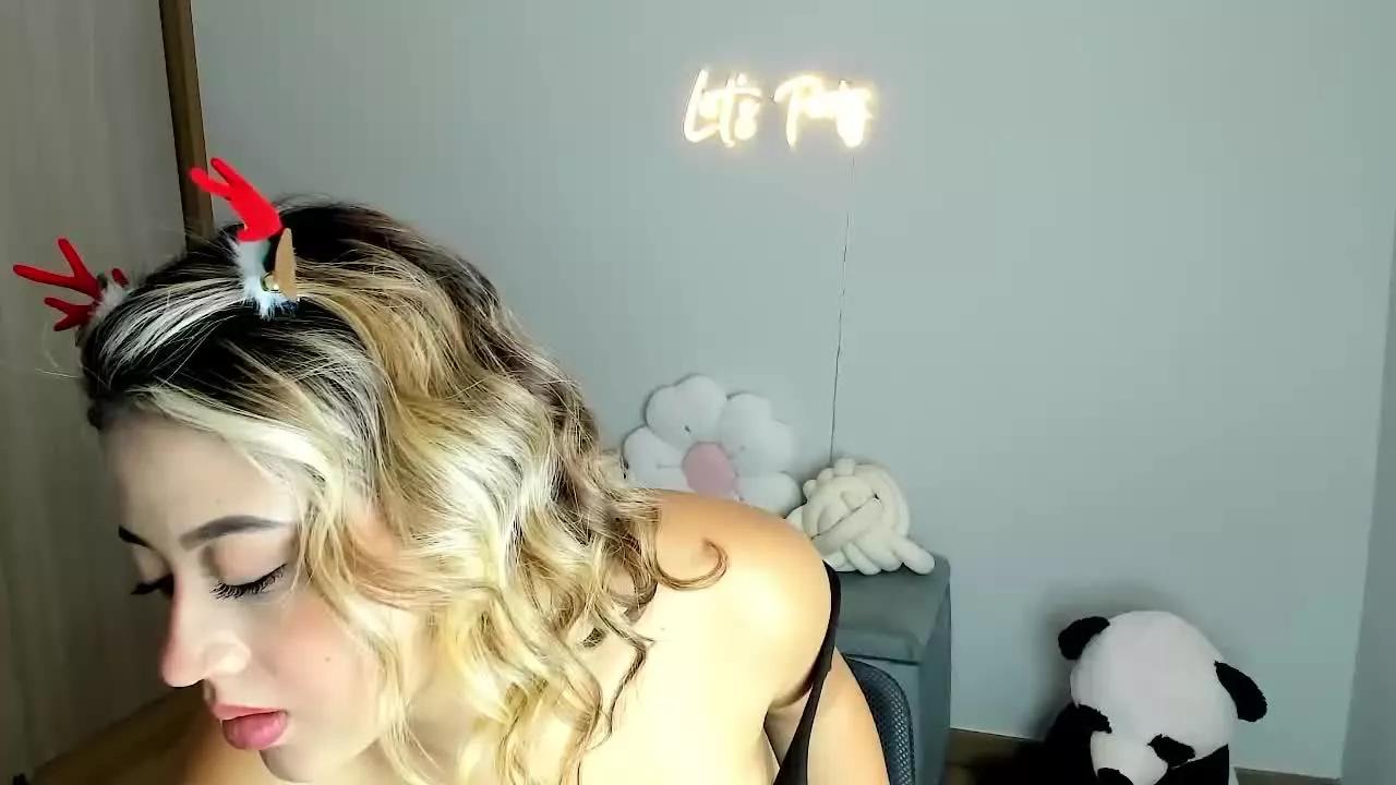 TheQueens on Streamray 