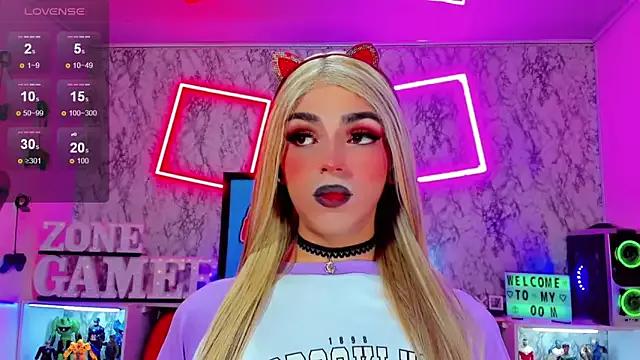 Alessa_mullen on StripChat 
