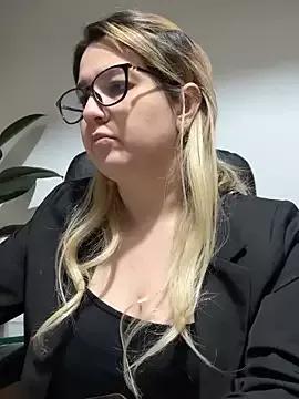 amooraaamoon on StripChat 