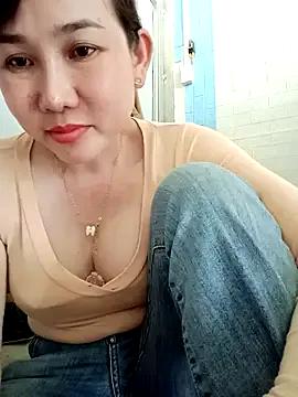 Ana_love2000 on StripChat 