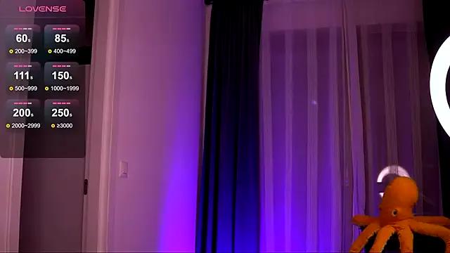 AryaDeluna on StripChat 