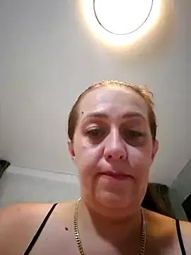 AvaLloyd on StripChat 
