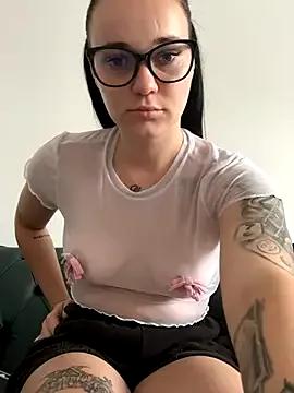 Baby_Eva23 on StripChat 