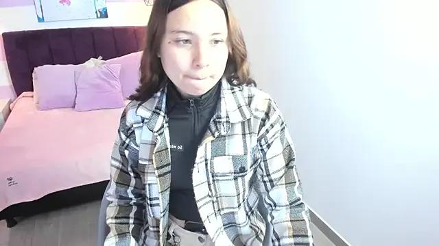 Carol_Pinter on StripChat 