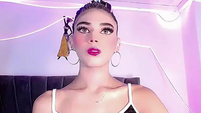 charlo_doll on StripChat 