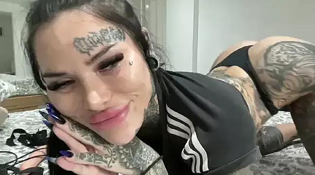 claudiacvc95 on StripChat 
