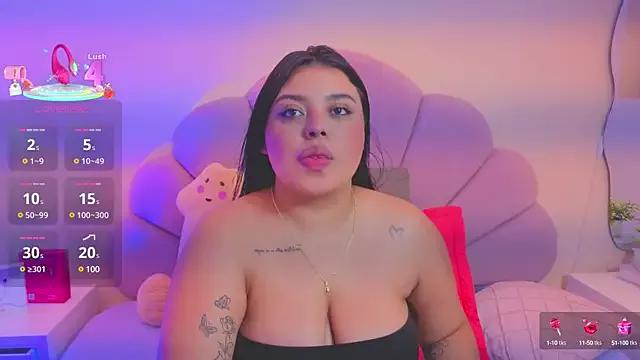 Emily_cooper20 on StripChat 