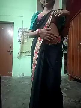 Eshwari_Chopra on StripChat 