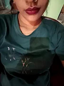 Eshwari_Chopra on StripChat 