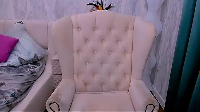 foxy_blond on StripChat 