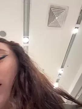 Holly_Play on StripChat 