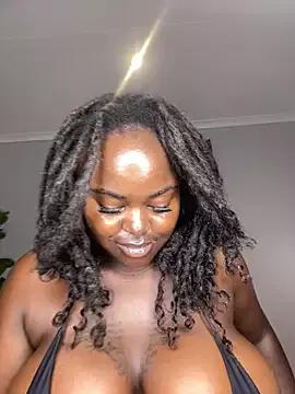 Honeycoco0211 on StripChat 