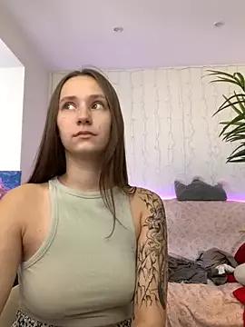 HotCaramellsTV on StripChat 