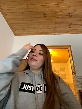 kattee_adams on StripChat 