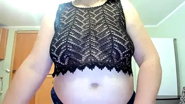 KATTYWARM_ on StripChat 
