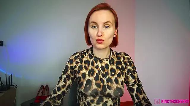 KinkyMissCherry on StripChat 