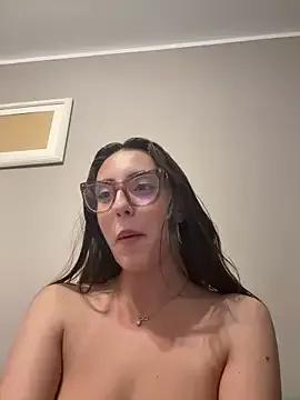 Ladylovess03 on StripChat 