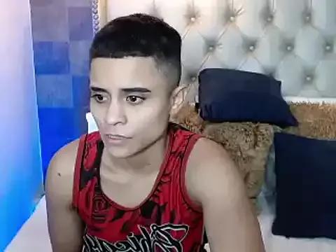 Liiamthompson on StripChat 