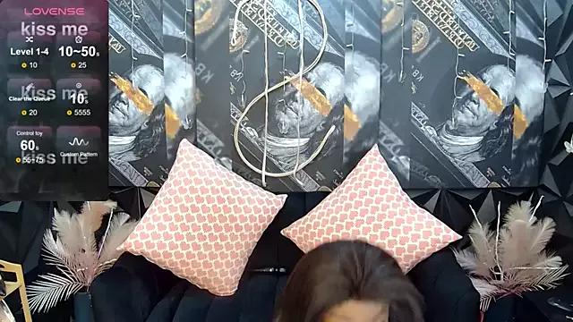 LilMissBaddy on StripChat 