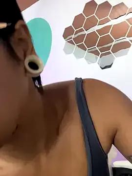 LollaByer on StripChat 